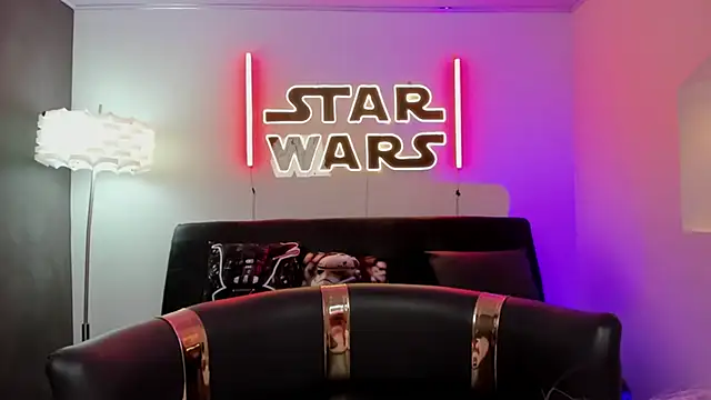 miss   evangeline online show from February 12, 2026, 2:06 am