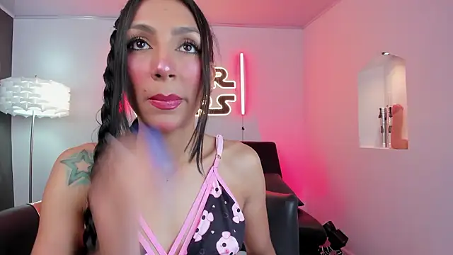 miss   evangeline online show from March 19, 2026, 2:04 am