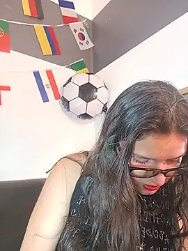 Danni shy online show from July 4, 2026, 3:56 am