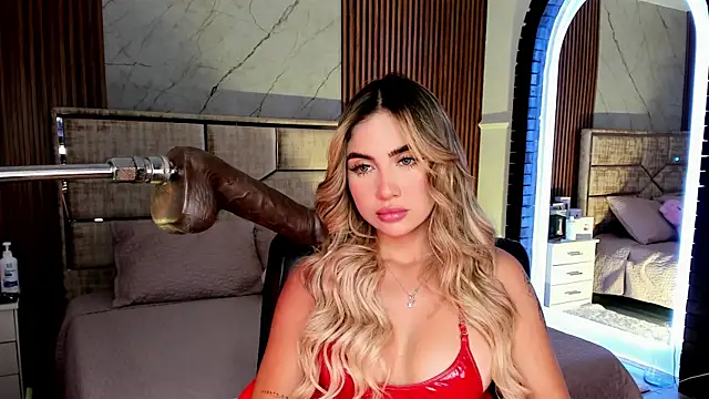 Snapshot of EmiilyHendriixx chatting on October 9, 2025, 8:18 pm EmiilyHendriixx online show from October 9, 2025, 8:18 pm