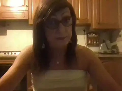 Tiabet online show from September 19, 2025, 8:09 pm