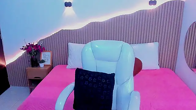 Snapshot of Annie_kurt_ chatting on September 19, 2025, 9:26 pm Annie kurt online show from September 19, 2025, 9:26 pm