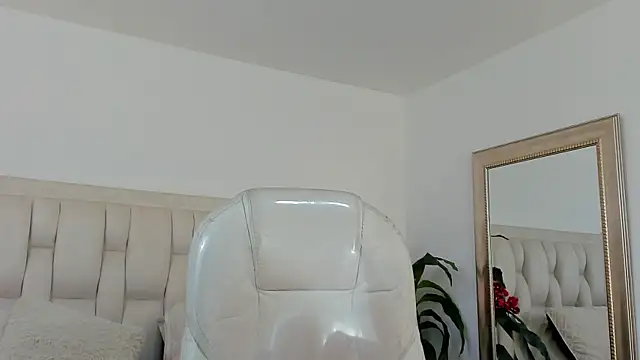 Snapshot of Annie_kurt_ chatting on October 11, 2025, 7:12 pm Annie kurt online show from October 11, 2025, 7:12 pm