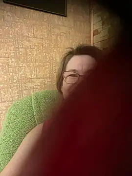 Snapshot of Prolisok473 chatting on March 18, 2026, 7:44 am Prolisok473 online show from March 18, 2026, 7:44 am