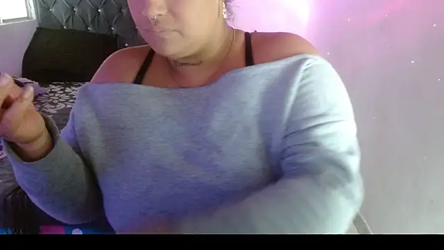 brittanysexhot online show from March 9, 2026, 5:06 pm