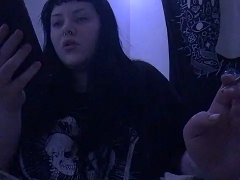 Gothicsiren online show from January 25, 2025, 3:09 am