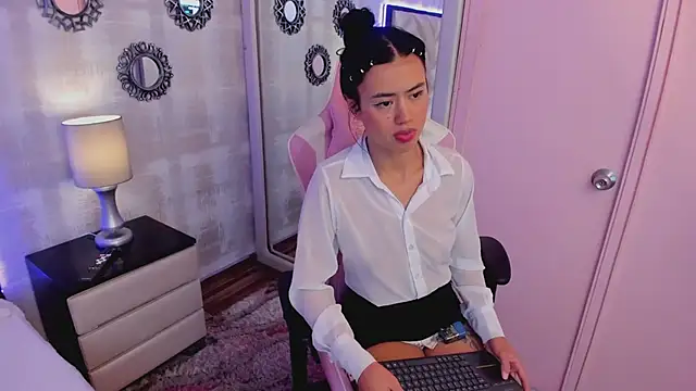 CataleyaRicci online show from January 26, 2025, 7:52 pm