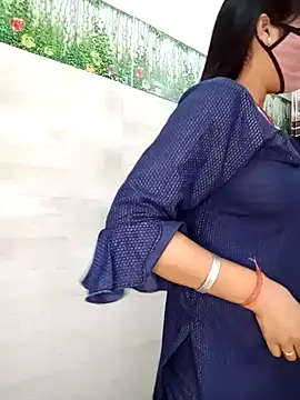 Snapshot of Best-Couple chatting on January 29, 2025, 3:12 am Best-Couple online show from January 29, 2025, 3:12 am