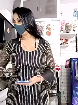 Best-Couple online show from November 9, 2025, 2:54 am