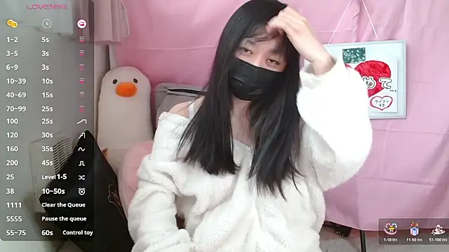 pipimi khaos online show from January 7, 2026, 5:21 am