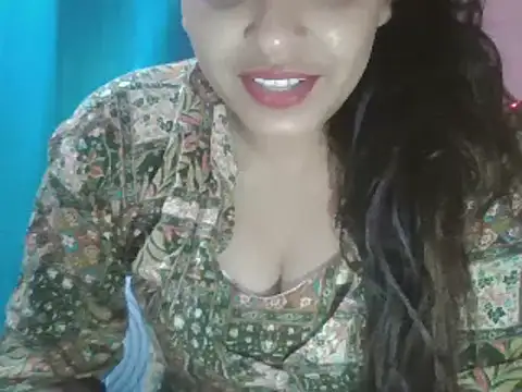 Hot-shanvi online show from March 9, 2025, 11:25 am