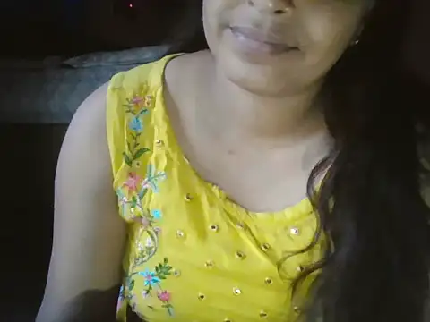 Hot-shanvi online show from September 12, 2025, 6:46 am