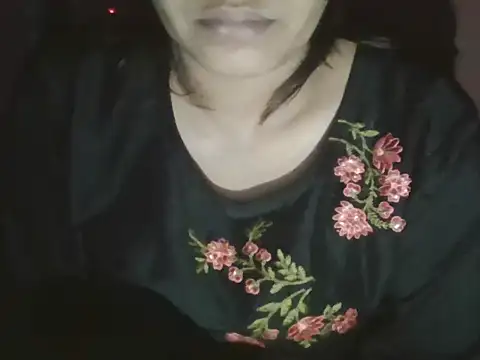 Hot-shanvi online show from November 11, 2025, 3:45 pm