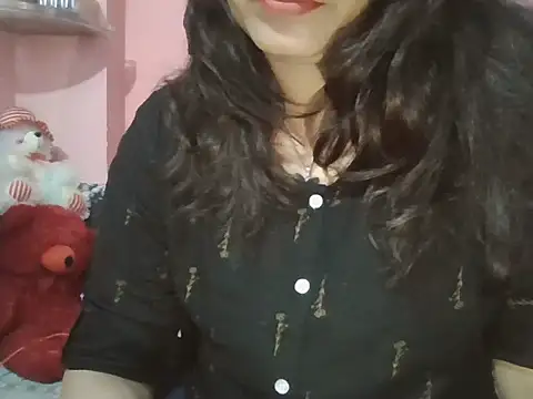 Hot-shanvi online show from December 17, 2025, 3:40 pm