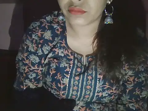 Hot-shanvi online show from March 31, 2026, 11:49 pm