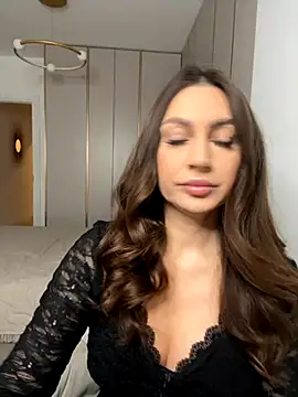 claraxjoyy online show from November 12, 2025, 5:19 am