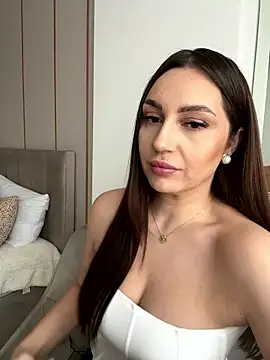 claraxjoyy online show from January 14, 2026, 7:47 am