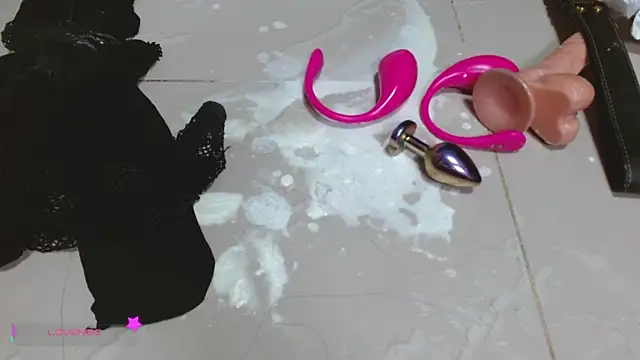 Snapshot of IsmarysSophia chatting on February 19, 2025, 8:55 am IsmarysSophia online show from February 19, 2025, 8:55 am