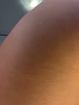 Snapshot of TheYourL chatting on October 12, 2025, 4:44 am TheYourL online show from October 12, 2025, 4:44 am