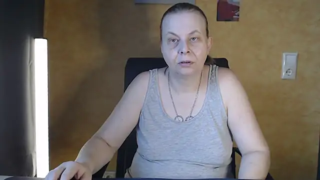 Sweet Phoenix online show from October 4, 2025, 7:17 am