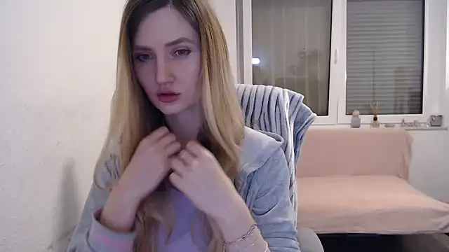 Snapshot of florianikaa chatting on February 2, 2025, 8:41 pm florianikaa online show from February 2, 2025, 8:41 pm