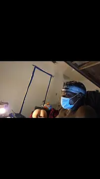 Snapshot of dominatingblacklove chatting on November 17, 2025, 4:29 am dominatingblacklove online show from November 17, 2025, 4:29 am