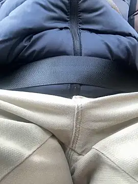 skyisthelimit12 online show from January 8, 2025, 4:02 am