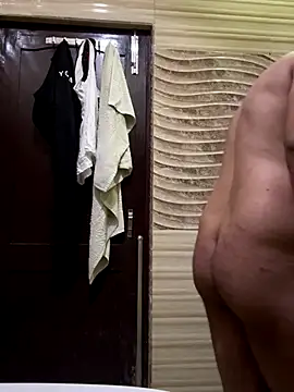 skyisthelimit12 online show from November 21, 2025, 1:37 am