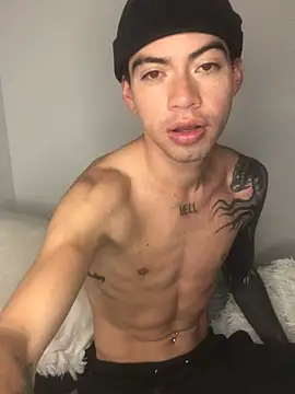 Henophiid online show from January 11, 2026, 9:14 am