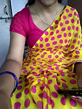 lovelygirl4567 online show from February 17, 2026, 5:37 am