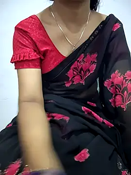 lovelygirl4567 online show from April 23, 2026, 3:25 pm