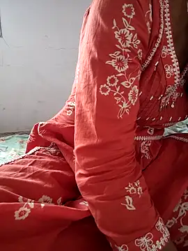 lovelygirl4567 online show from April 30, 2026, 5:03 am