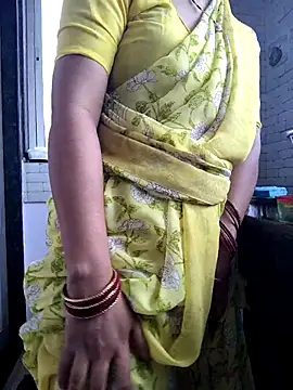 Snapshot of lovelygirl4567 chatting on July 8, 2026, 3:44 am lovelygirl4567 online show from July 8, 2026, 3:44 am