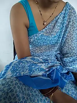 Snapshot of lovelygirl4567 chatting on July 9, 2026, 5:44 am lovelygirl4567 online show from July 9, 2026, 5:44 am