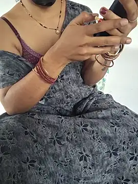 Snapshot of lovelygirl4567 chatting on July 17, 2026, 3:46 am lovelygirl4567 online show from July 17, 2026, 3:46 am