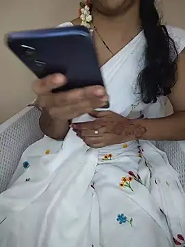 Snapshot of lovelygirl4567 chatting on July 31, 2026, 4:45 am lovelygirl4567 online show from July 31, 2026, 4:45 am