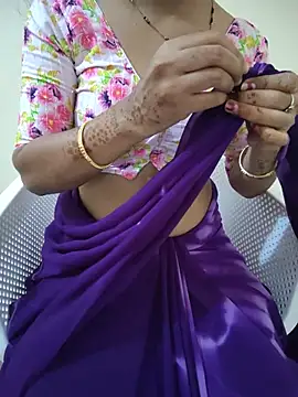 Snapshot of lovelygirl4567 chatting on August 1, 2026, 4:56 am lovelygirl4567 online show from August 1, 2026, 4:56 am