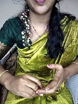 Snapshot of lovelygirl4567 chatting on August 4, 2026, 3:58 pm lovelygirl4567 online show from August 4, 2026, 3:58 pm
