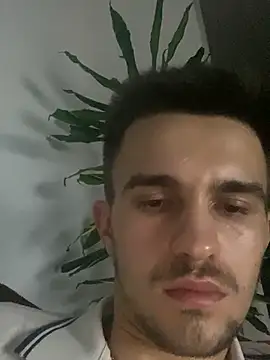 Snapshot of Demonpull69 chatting on January 22, 2025, 1:31 am Demonpull69 online show from January 22, 2025, 1:31 am