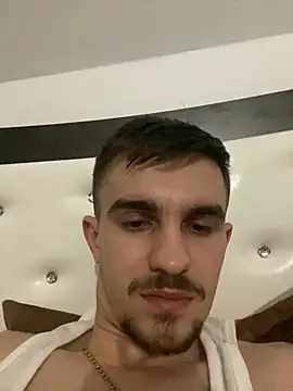 Snapshot of Demonpull69 chatting on February 24, 2025, 12:20 am Demonpull69 online show from February 24, 2025, 12:20 am