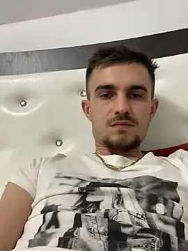 Snapshot of Demonpull69 chatting on March 10, 2025, 6:12 pm Demonpull69 online show from March 10, 2025, 6:12 pm