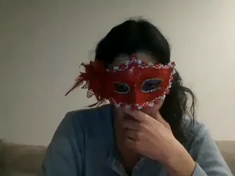 Snapshot of couple-tuga chatting on February 13, 2025, 9:38 pm couple-tuga online show from February 13, 2025, 9:38 pm