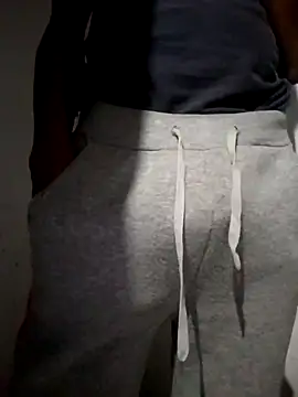 Snapshot of MKbesxxx chatting on March 4, 2025, 7:32 pm MKbesxxx online show from March 4, 2025, 7:32 pm