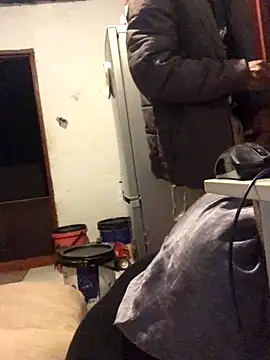 Snapshot of MKbesxxx chatting on October 20, 2025, 8:42 pm MKbesxxx online show from October 20, 2025, 8:42 pm