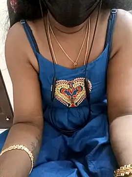 Snapshot of Tamil_Vishalini chatting on February 16, 2025, 4:53 pm Tamil Vishalini online show from February 16, 2025, 4:53 pm