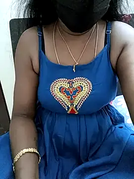 Snapshot of Tamil_Vishalini chatting on February 17, 2025, 1:25 am Tamil Vishalini online show from February 17, 2025, 1:25 am