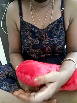 Snapshot of Tamil_Vishalini chatting on February 24, 2025, 12:52 am Tamil Vishalini online show from February 24, 2025, 12:52 am