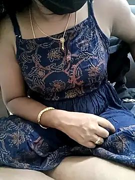 Snapshot of Tamil_Vishalini chatting on March 6, 2025, 3:13 pm Tamil Vishalini online show from March 6, 2025, 3:13 pm