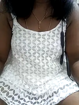 Snapshot of Tamil_Vishalini chatting on September 17, 2025, 8:49 am Tamil Vishalini online show from September 17, 2025, 8:49 am