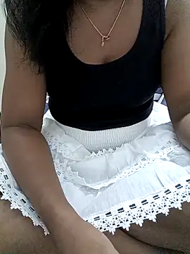 Tamil Vishalini online show from March 16, 2026, 8:40 am